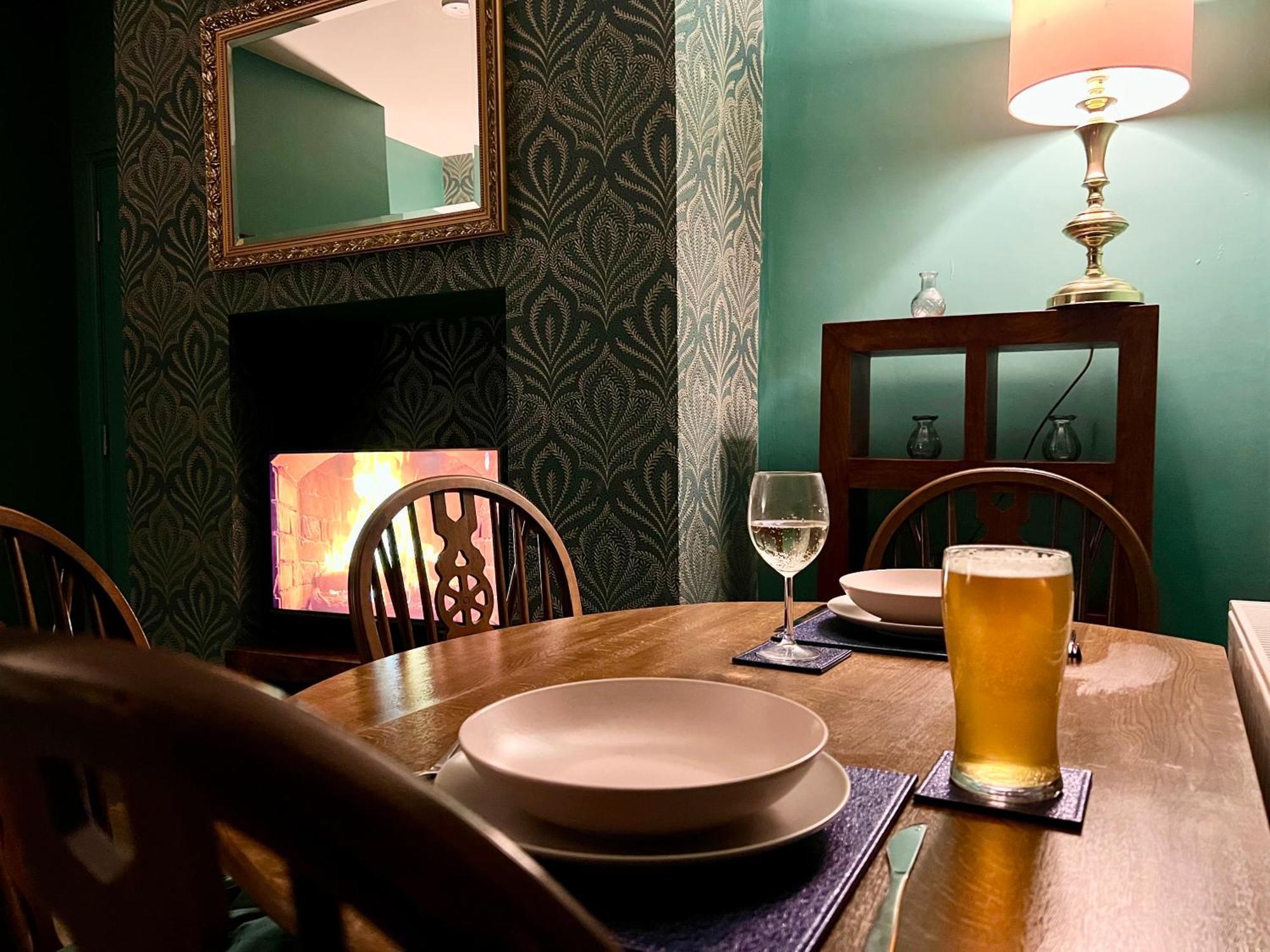 The Rose- Grd Floor, 2-5 Beds, Smarttv, Uni, Tram, M250 Fibre Apartman Nottingham Kültér fotó